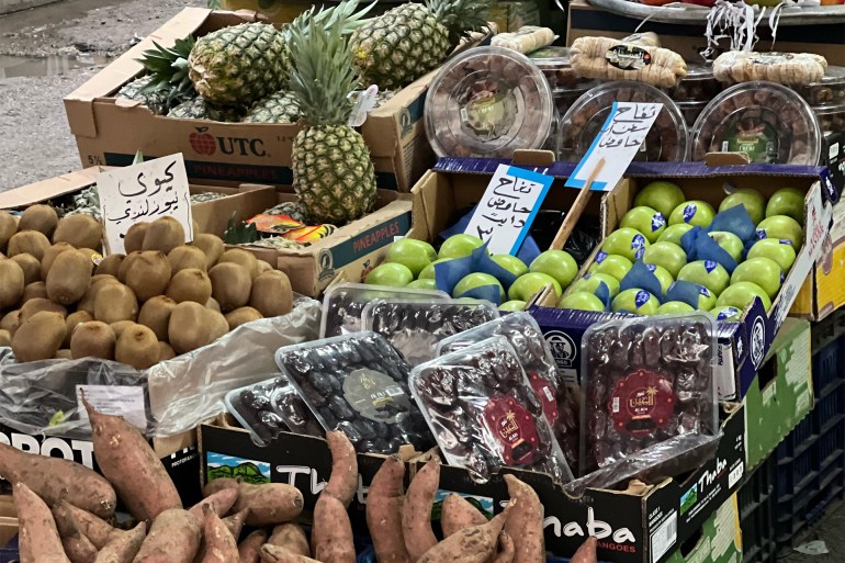 pic-22222-1740519128 كم تبلغ تكلفة السلّة الغذائية الرمضانية في دمشق؟ وهل يكفي الدخل لتأمين الاحتياجات؟ المصدر: الجزيرة نت