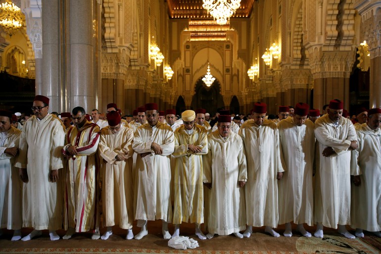 ramadan-morocco2-1742735189 Faithful pray during Laylat al-Qadr in Casablanca, Morocco June 11, 2018. REUTERS/Youssef Boudlal