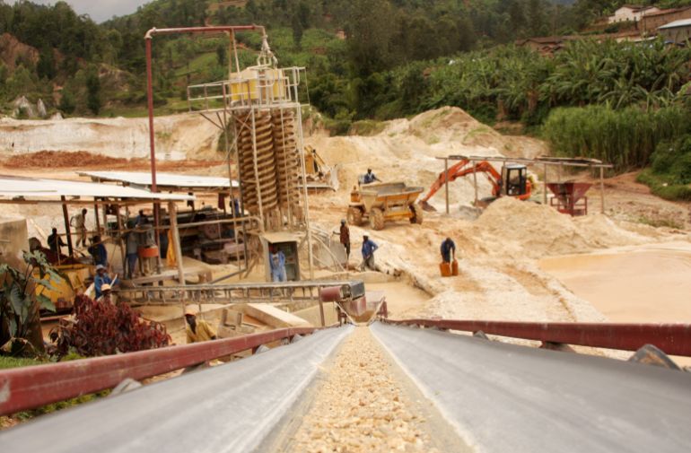 2ining-1745471642 A general view shows a cassiterite and tantalum ore in a semi-industrial mineral processing plant in Gatumba in western Rwanda, November 25, 2009. A joint venture between the Rwandan government and a Mauritius-based company is positioning the central African country to ramp up exploitation of coltan, a mineral that is crucial to the manufacture of mobile phones. Picture taken November 25, 2009. To match interview RWANDA-MINING/ REUTERS/Hereward Holland (RWANDA BUSINESS ENVIRONMENT)