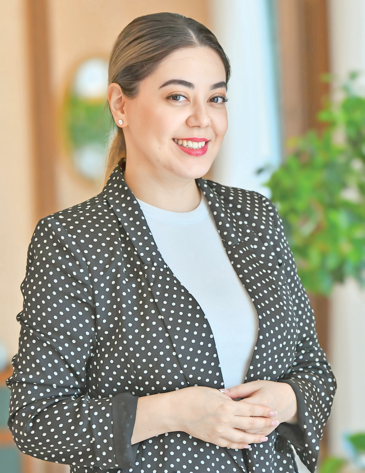 409755 دينورا شاميرزايفا، مديرة إدارة التسويق والاتصالات في فندق ذا نيد الدوحة