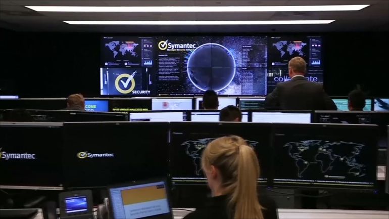 التجسس الإلكتروني.. أميركا وبريطانيا تتهمان وروسيا تنفي