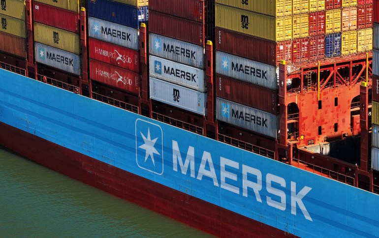 afaersk-1745324660 OAKLAND, CALIFORNIA - JUNE 24: The container ship Gunde Maersk sits docked at the Port of Oakland on June 24, 2024 in Oakland, California. Justin Sullivan/Getty Images/AFP (Photo by JUSTIN SULLIVAN / GETTY IMAGES NORTH AMERICA / Getty Images via AFP)