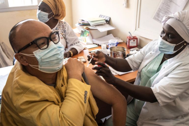 doc-42r28np-1744990066 FILES-SENEGAL-HEALTH-VIRUS-VACCINE