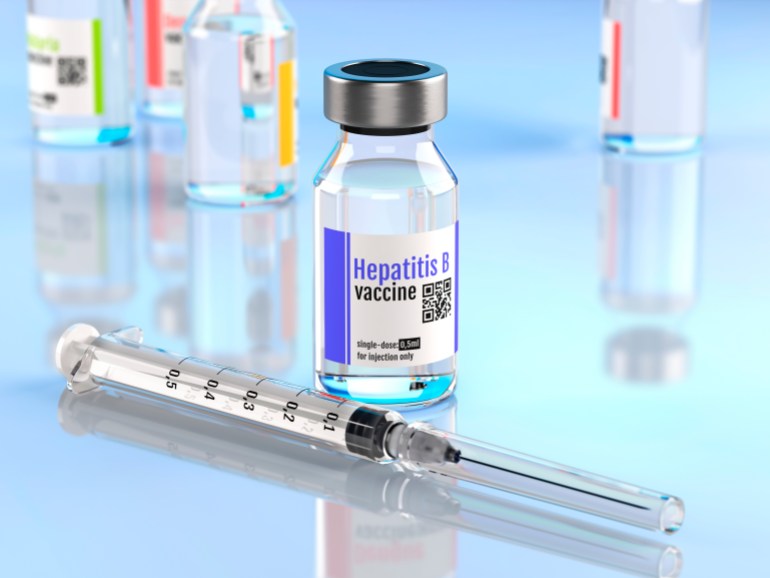 gettyimages-1472595792-1743009881 Hepatitis B vaccine, illustration