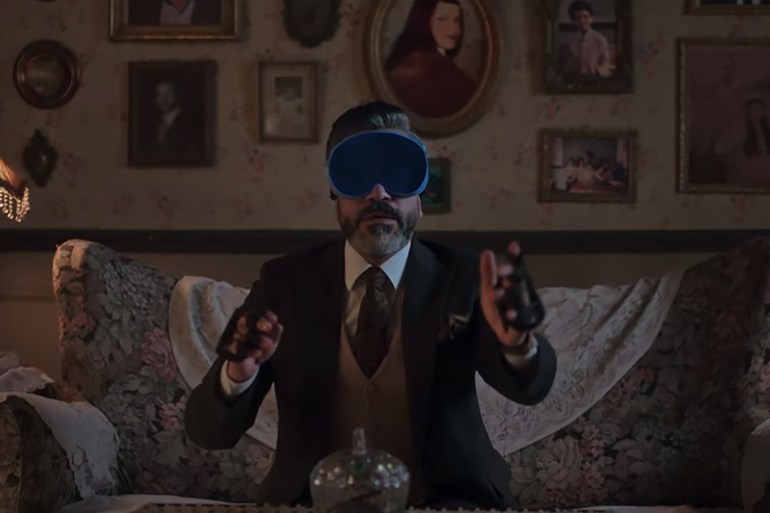 سامح حسين في برومو فيلم استنساخ