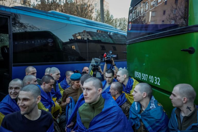 rc241ea6n2b7-1745126818 Ukrainian prisoners of war (POWs) return after a swap, in an undisclosed location