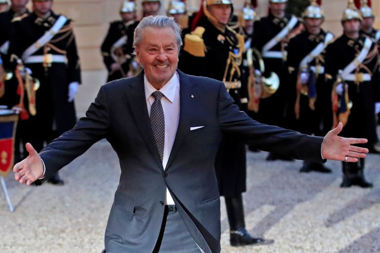alain-delon635-1748015777 Actor Alain Delon arrives to attend a state dinner in honour of Chinese President Xi Jinping and his wife Peng Liyuan (not pictured) at the Elysee Palace in Paris, France, March 25, 2019. REUTERS/Gonzalo Fuentes