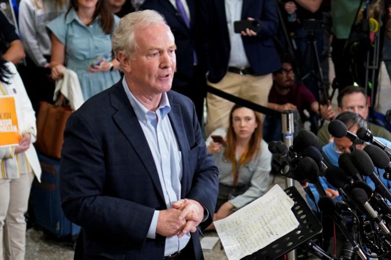 U.S. Senator Chris Van Hollen (D-MD) holds a press conference after returning from a visit to El Salvador, where he advocated for the release of Kilmar Abrego Garcia, a Salvadoran man deported from the U.S. without due process by the Trump administration, as an alleged MS-13 gang member and sent to the Terrorism Confinement Center (CECOT), a maximum security prison in El Salvador, at Dulles International Airport in Sterling, Virginia, U.S., April 18, 2025. REUTERS/Kent Nishimura