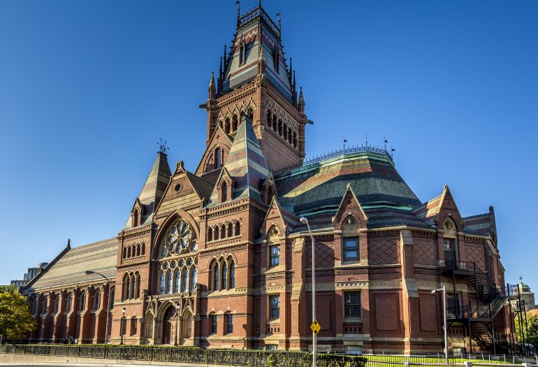 shutterstock_174437531 Harvard University Historic Building in Cambridge, Massachusetts, USA.