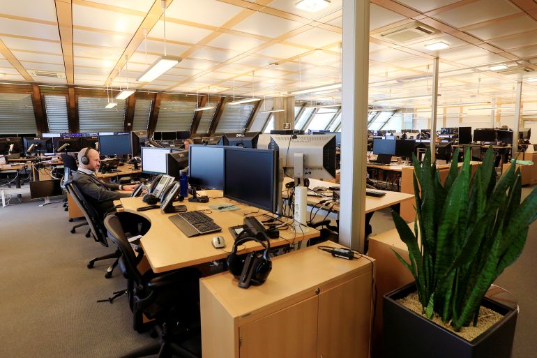 norway-wealth-fund1-1733567822 The trading floor of Norges Bank Investment Management, the Nordic countryÕs sovereign wealth fund in Oslo, Norway, June 2, 2017. REUTERS/Ints Kalnins