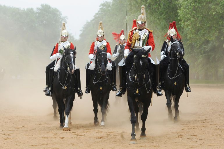 54tr-1759070063 London, Uk - May 14th 2009: The Household Cavalry Mounted Regiment drill in Hyde park.