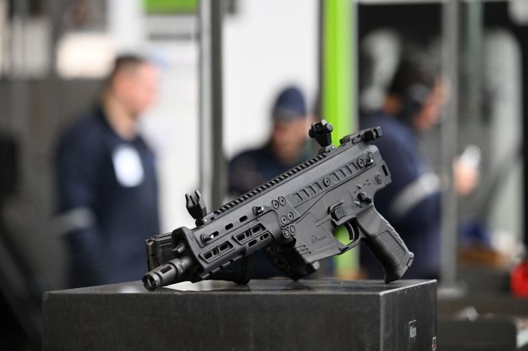 A new rifle designed and manufactured in the country by INDUMIL (Military Industry) is displayed at the Jose Maria Cordova Arms and Ammunition Factory in Soacha municipality, near Bogota on September 29, 2025.