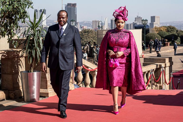 TSHWANE, SOUTH AFRICA - JUNE 19: Eswatini King Mswati III arrives with his spouse to the presidential inauguration ceremony at Union Buildings on June 19, 2024, in Tshwane, South Africa. The African National Congress (ANC) party was forced to form a coalition government after failing to receive a majority vote in the recent general election. President Ramaphosa was sworn in as the president for South Africa by Chief Justice Raymond Zondo in the Nelson Mandela Amphitheatre. (Photo by Per-Anders Pettersson/Getty Images)