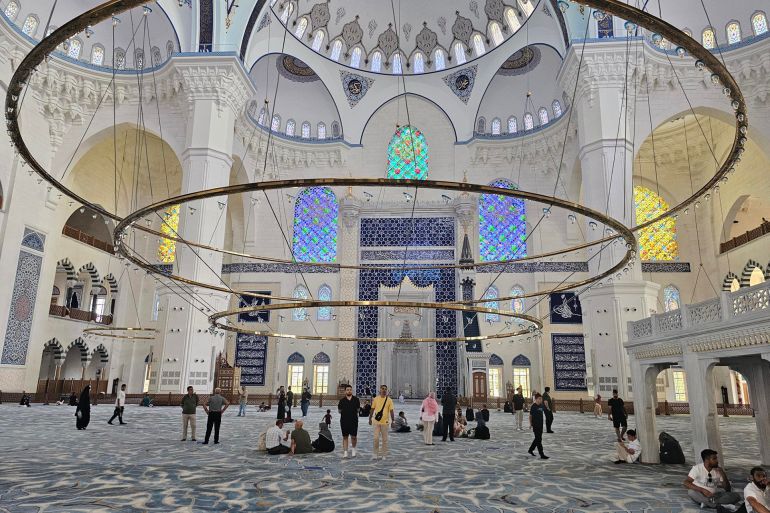 image-3-1759136731 متحف مسجد تشامليجا بإسطنبول