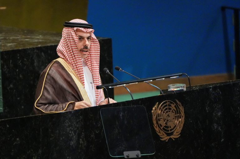 Saudi Arabia's Foreign Minister Faisal bin Farhan Al-Saud addresses delegates during a high-level meeting of heads of state on a two-state solution between Israel and the Palestinians at United Nations headquarters in New York City, U.S., September 22, 2025. REUTERS/Eduardo Munoz الأمم المتحدة - حل الدولتين