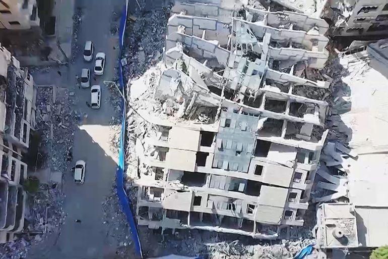 أظهرت صور للأقمار الاصطناعية حجم الدمار الذي لحق بالأحياء السكنية في مدينة غزة جراء القصف الإسرائيلي للقطاع.