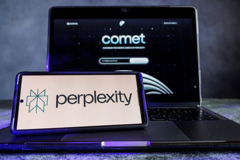 HONG KONG, CHINA - 2025/03/01: In this photo illustration, Artificial intelligence (AI) apps of perplexity are seen on a smartphone. In front of a their new web browser 'Comet'. Perplexity have announced on Monday, Feb 24th, 2025, their plans to release 'Comet', a new web browser that aims to revolutionise browsing. (Photo Illustration by May James/SOPA Images/LightRocket via Getty Images)