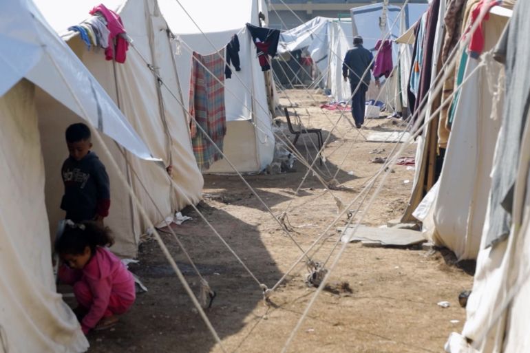 الطفلة الغزية غزل تناشد العالم.. أريد أن أعيش بكرامة وأعود إلى مدرستي