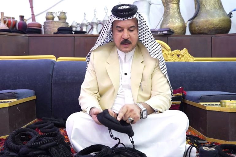 صانع العقال حسين العبودي أبو علي