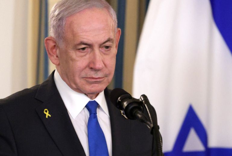 WASHINGTON, DC - SEPTEMBER 29: Israeli Prime Minister Benjamin Netanyahu delivers remarks during a joint news conference with U.S. President Donald Trump in the State Dining Room at the White House on September 29, 2025 in Washington, DC. President Trump welcomed Netanyahu for his fourth visit to the White House, where the two leaders met to discuss the latest U.S. backed plans to end the war in Gaza and secure the release of the remaining hostages held by Hamas. Alex Wong/Getty Images/AFP (Photo by ALEX WONG / GETTY IMAGES NORTH AMERICA / Getty Images via AFP)