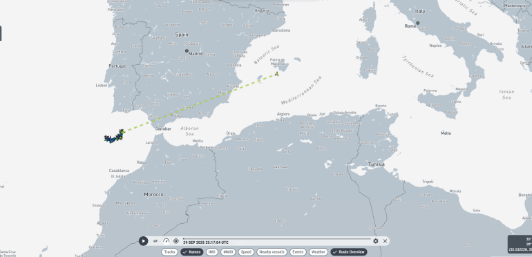 بيانات ملاحية توثق حركة حاملة الطائرات الأميركية "يو إس إس جيرالد ر.فورد" بالقرب من جزيرة مايوركا الإسبانية (مارين ترافيك).