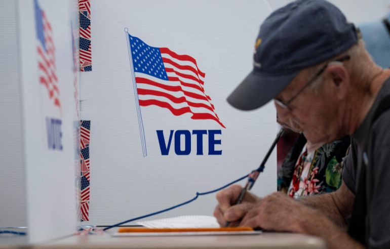 elections-usa-1731147514 MINNEAPOLIS, MINNESOTA - SEPTEMBER 20: A voters fills out their ballot at the Minneapolis Elections & Voter Services building on September 20, 2024 in Minneapolis, Minnesota. Today is the first day of early voting in Minnesota ahead of the 2024 presidential election this November. Stephen Maturen/Getty Images/AFP (Photo by Stephen Maturen / GETTY IMAGES NORTH AMERICA / Getty Images via AFP)