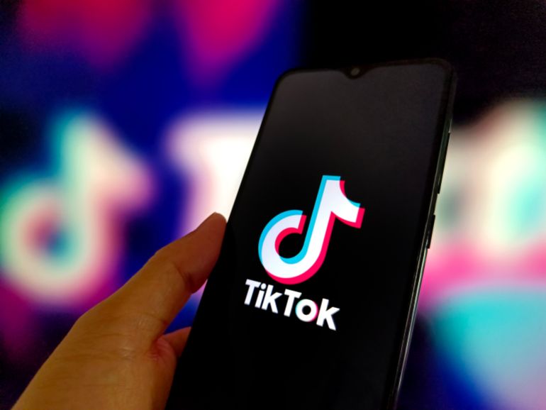 gettyimages-2237067611-1759335153 SUQIAN, CHINA - SEPTEMBER 26, 2025 - An illustration photo shows TikTok logo in Suqian City, Jiangsu Province, China on September 26, 2025. (Photo credit should read CFOTO/Future Publishing via Getty Images)