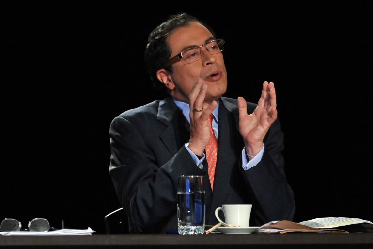 Mayor candidate for Bogota, Gustavo Petro, speaks during a TV debate with the four candidates for mayor of Bogota who lead the voting intention polls, in Bogota, Colombia, on October 24, 2011. Colombians will go to the polls on Sunday in local and regional elections in Colombia, to elect governors, mayors, members of the Regional Assembly and municipal officials. AFP PHOTO/Guillermo LEGARIA (Photo by GUILLERMO LEGARIA / AFP)
