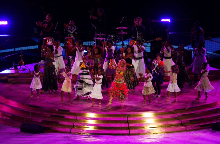 qweqwe1-1759752202 JOHANNESBURG, SOUTH AFRICA - JULY 11: Singer Shakira performs "Waka Waka (This Time for Africa)" with South African band Freshlyground during the Closing Cermony ahead of the 2010 FIFA World Cup South Africa Final match between Netherlands and Spain at Soccer City Stadium on July 11, 2010 in Johannesburg, South Africa. (Photo by Michael Steele/Getty Images)