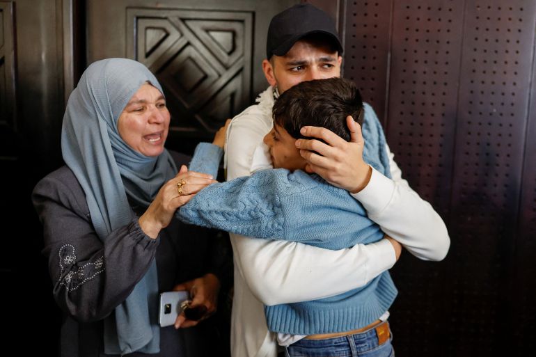 reuters_68eceaef-1760357103 A freed Palestinian prisoner is greeted after he was released from an Israeli jail as part of a hostages-prisoners swap and a ceasefire deal in Gaza between Hamas and Israel, in Ramallah, in the Israeli-occupied West Bank, October 13, 2025. REUTERS/Ammar Awad