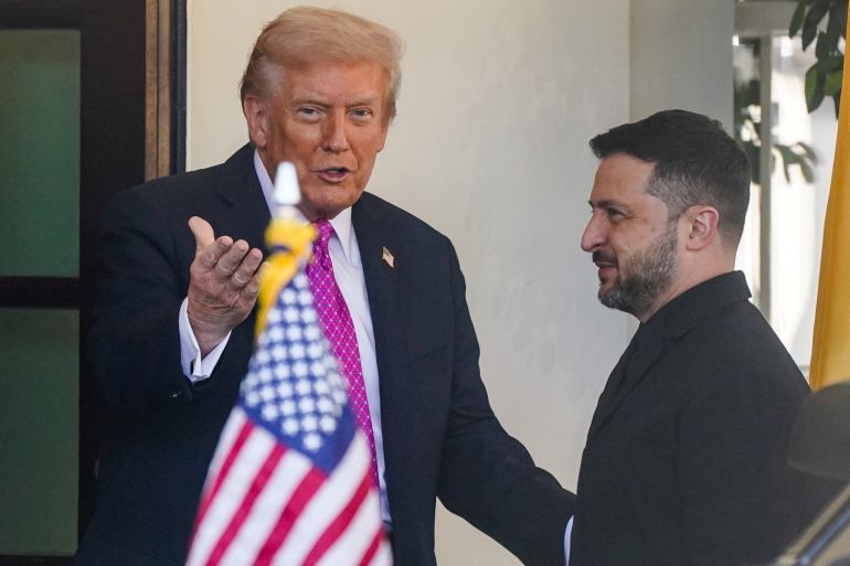 reuters_68f4e724-1760880420 U.S. President Donald Trump welcomes Ukraine's President Volodymyr Zelenskiy at the White House in Washington, D.C., U.S., October 17, 2025. REUTERS/Nathan Howard