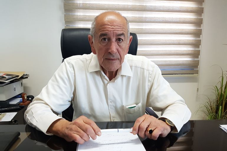 13-أسيل جندي، العيزرية، شرق القدس، مرئيس بلدية العيزرية خليل أبو الريش(الجزيرة نت)