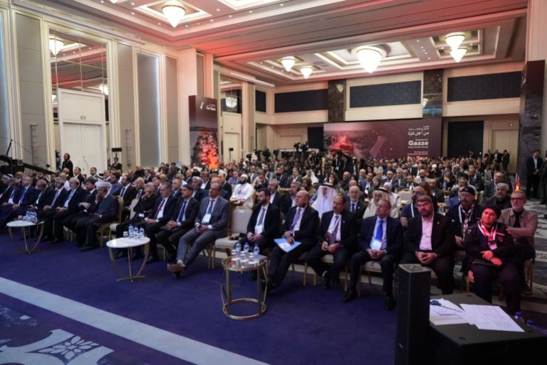 0cea5ba86b0-1762947522-1 انطلاق “القمّة الإنسانيّة الدوليّة من أجل غزّة” في إسطنبول.. نداءٌ عالمي لإحياء الضمير الإنساني انطلقت في مدينة إسطنبول، اليوم الثلاثاء 11 نوفمبر، أعمال القمة الإنسانية الدولية من أجل غزة التي ينظمها وقف الديانة التركي (TDV)، بمشاركة ممثلين عن أكثر من 30 دولة و350 مؤسسة وجمعية تُعنى بالشأن الإنساني والإغاثي.