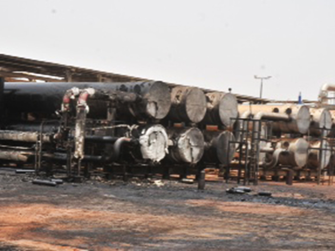 9bfdb94c-f84f-4533-86e7-366931a2f49d اثار دمار على حقوق هجليج ارشيفية