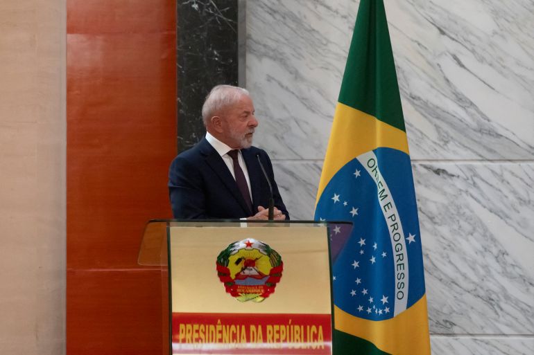 afp_69256ff903ef-1764061177 Brazil's President Luiz Inacio Lula da Silva addresses a press conference with Mozambique's President Daniel Chapo (not seen) at the Presidential Palace in Maputo on November 24, 2025. (Photo by Amilton Neves / AFP)