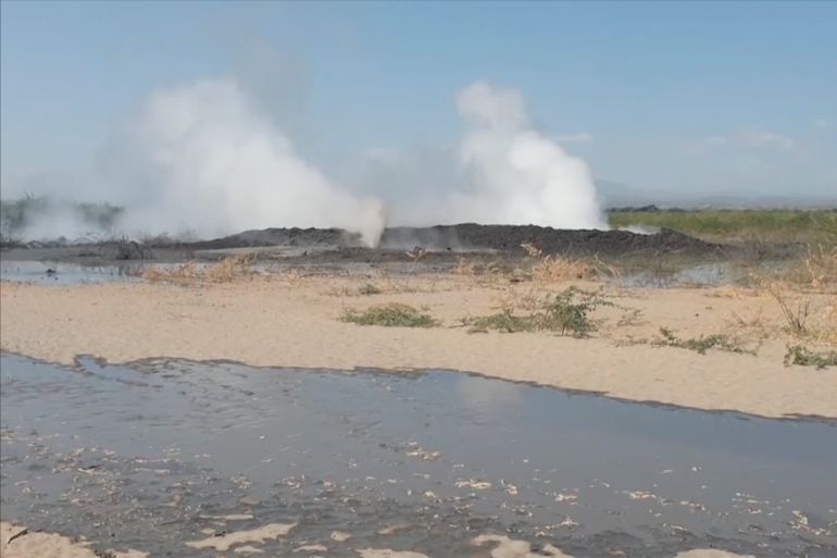 ap25004644314055-1736019342 In this image taken from video, steam is released near volcanic activity in the Sagento Kebele Village, Afar Region, Ethiopia, Sunday, Jan. 4, 2025. (AP Photo)