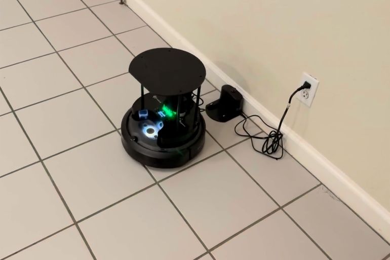 untitleddd-1-1762247272 Robot searching for the package containing the butter in the kitchen المصدر: andonlabs