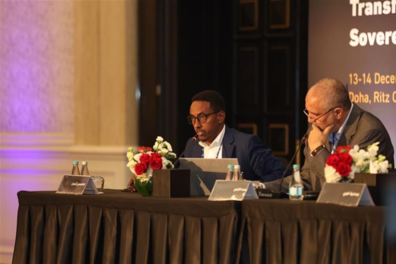 3-1765690743 _الشافعي ابتدون الباحث الصومالي المهتم بشؤون القرن الأفريقي(الجزيرة ) (1)