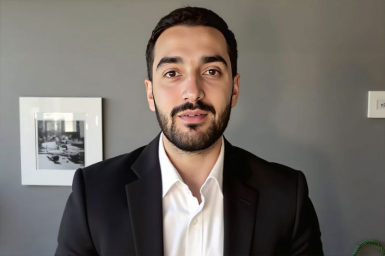 خاص ب تقرير استقصائي بالمصادر المفتوحة| تهجير ناعم لغزة: ما الجهات والمسؤولين عن التهجير الخفي للغزيين وماهي ارتباطاتهم بالاحتلال الإسرائيلي؟ - يقدّم موقع Al-Majd Europe شخصًا باسم "عدنان" باعتباره المسؤول عن مشروع القدس الإنساني. لكن عند التحقق: