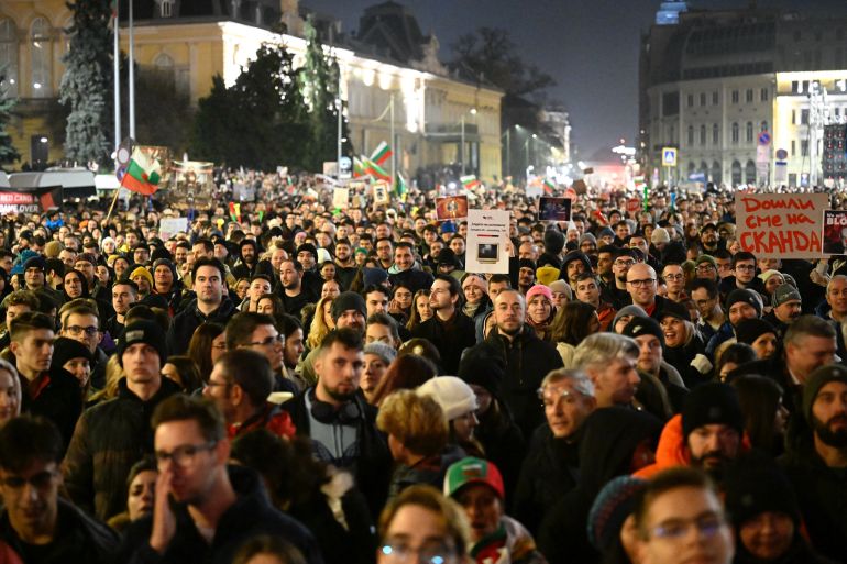 afp_693ac817ae97-1765459991 Thousands of protesters take part in an anti-government demonstration in Sofia on December 10, 2025.