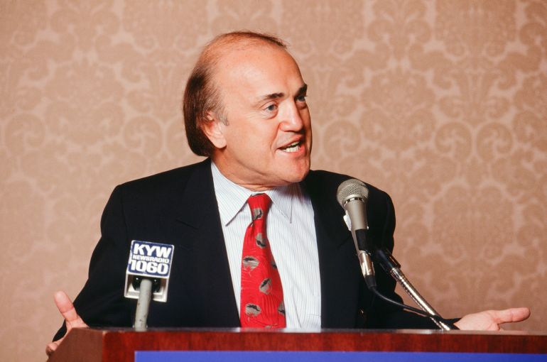 gettyimages-2175637261-1766062344 Veteran CNN war correspondent Peter Arnett addresses the annual Foreign Currency Symposium. (Photo by Najlah Feanny/Corbis via Getty Images)