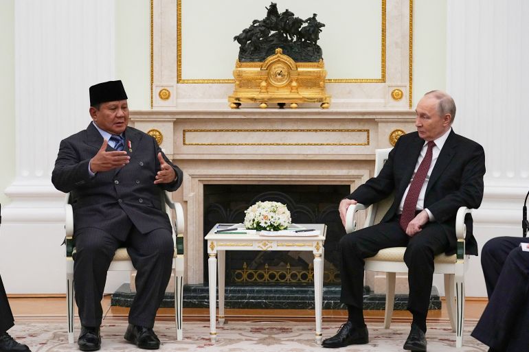 pic-5541-1765561192 Russian President Vladimir Putin attends a meeting with his Indonesian counterpart Prabowo Subianto at the Kremlin in Moscow, Russia, December 10, 2025. Alexander Zemlianichenko/Pool via REUTERS