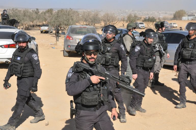 11-1767603278 الشرطة الإسرائيلية تقتحم قرية ترابين الصانع في النقب (الجزيرة)