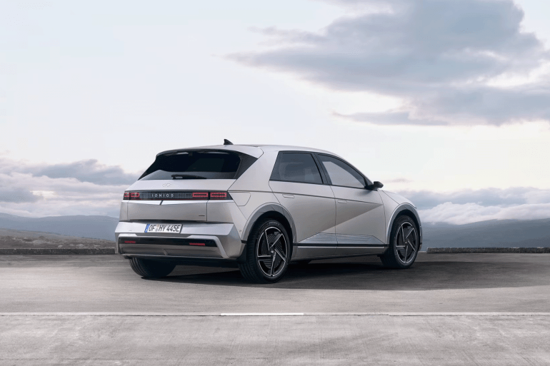 654984er-1769599270 هونداي أيونيك المصدر موقع هيونداي الرسمي