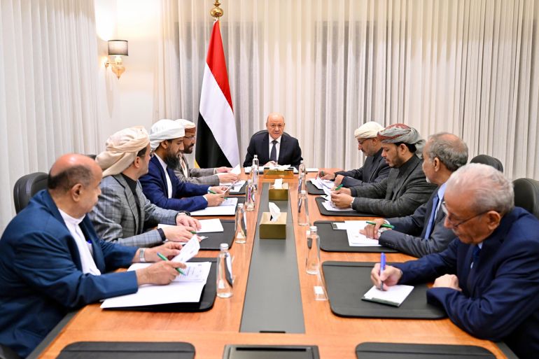 d98ad981d8ba56d98ad8a8-1769073734 اجتماع للمجلس الرئاسي اليمني وكالة الأنباء اليمنية