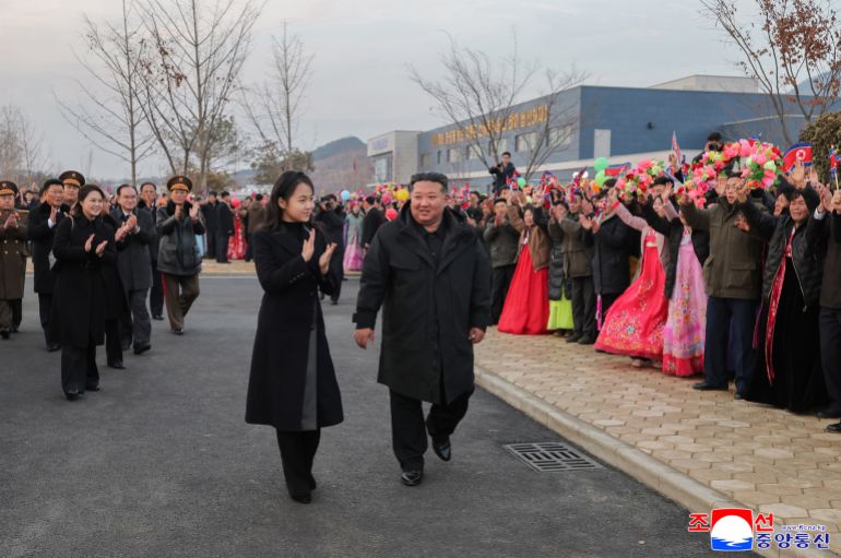 epa12596047 A photo released by the official North Korean Central News Agency (KCNA) on 16 December 2025 shows North Korean leader Kim Jong Un (C-R) and his daughter, Kim Ju Ae (C-L), attending an inauguration ceremony of regional-industry factories and leisure complex in Kangdong County, on the outskirts of Pyongyang, North Korea, 15 December 2025. EPA/KCNA EDITORIAL USE ONLY