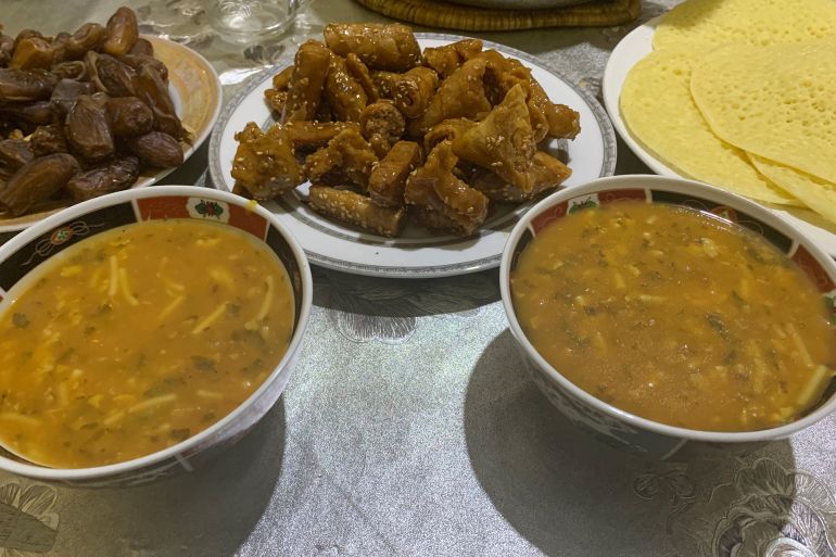 67d981d8b9d984d8bad8a7d8aa-1771493466 حساء الحريرة ركن أساسي في المائدة الرمضانية