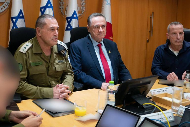 وزير الدفاع يسرائيل كاتس يجتمع بقيادة رئاسة الأركان في مقر وزارة الدفاع في تل أبيب في أعقاب توجه الضربة العسكرية لإيران المتحدث باسم الجيش الإسرائيلي
