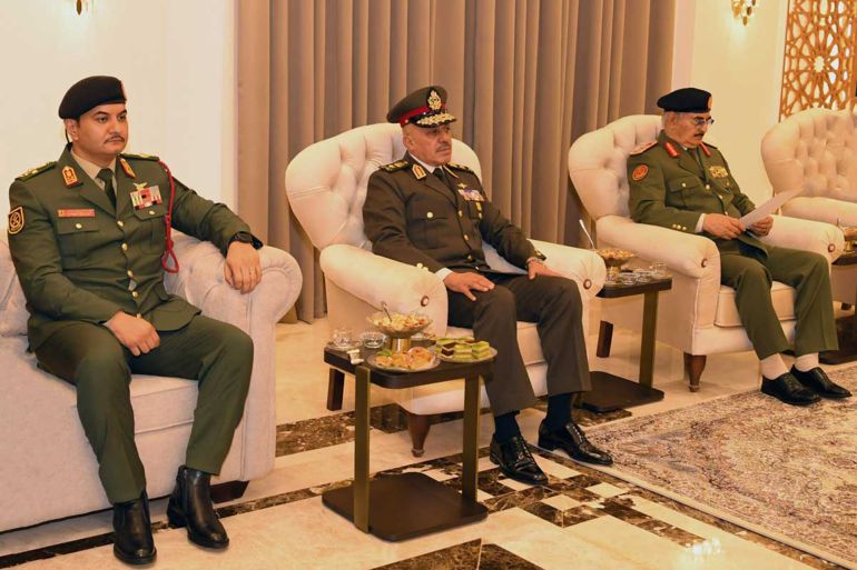 eg-1-1771014920 رئيس اركان الجيش المصري أحمد خليفة في بنغازي المصدر: ززارة الدفاع المصرية
