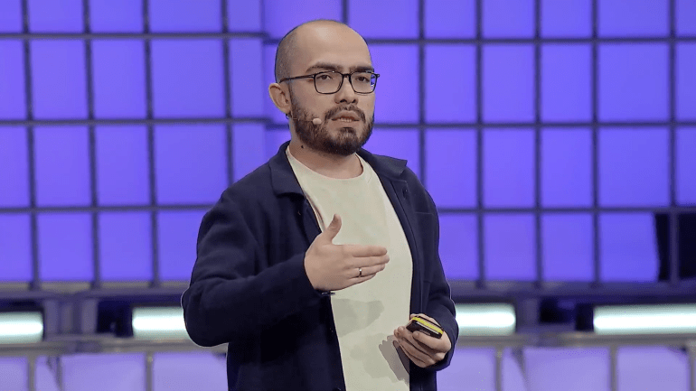 higgsfiel-web-summit-2-1770199981 المؤسس المشارك والرئيس التنفيذي لشركة "هيغسفيلد" أليكس مشرابوف (قمة الويب/يوتيوب)